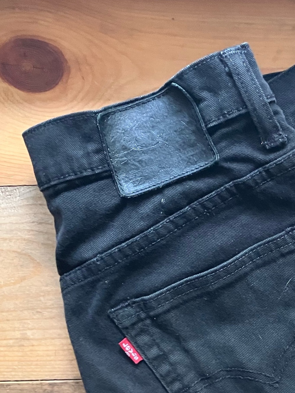 Levi's 520 Black Straight Denim 30x32